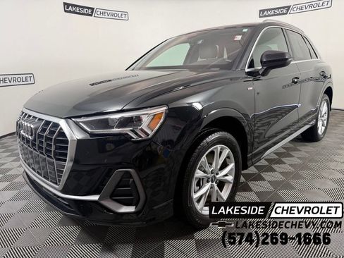 Used 2025 Audi Q3 2.0T Premium AWD/4WD image 1