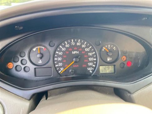 Used 2001 Ford Focus SE image 14