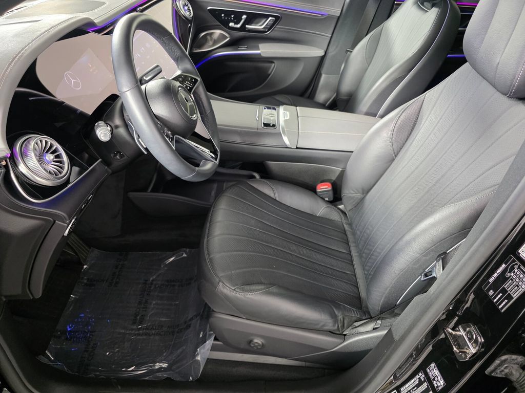 Certified 2023 Mercedes-Benz EQS 580 4MATIC SUV image 9