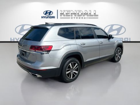 Used 2022 Volkswagen Atlas SE AWD/4WD image 6