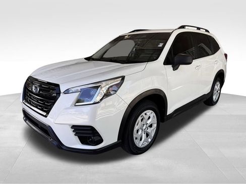 Used 2023 Subaru Forester AWD/4WD image 3