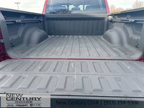 Used 2023 RAM 1500 Big Horn image 17