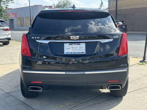 Used 2018 Cadillac XT5 AWD image 6
