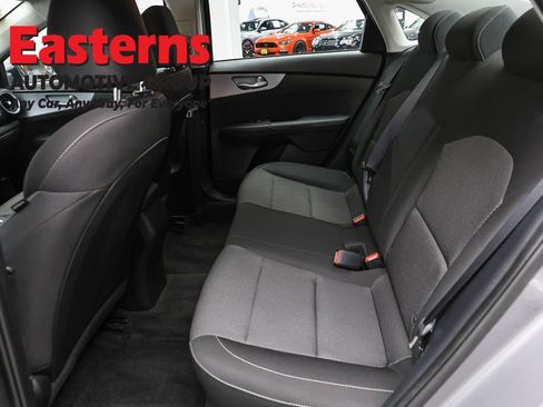 Used 2023 Kia Forte LXS w/ LXS Technology Package FWD image 21