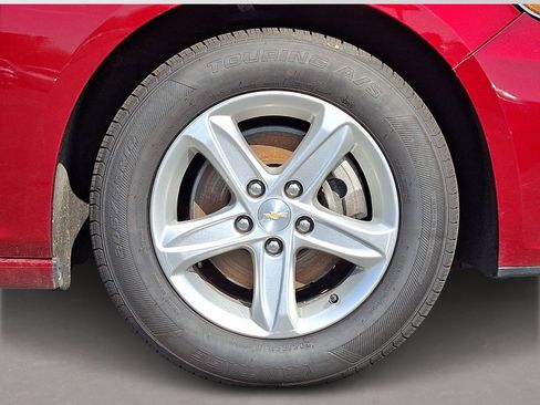 Used 2024 Chevrolet Malibu LT image 8