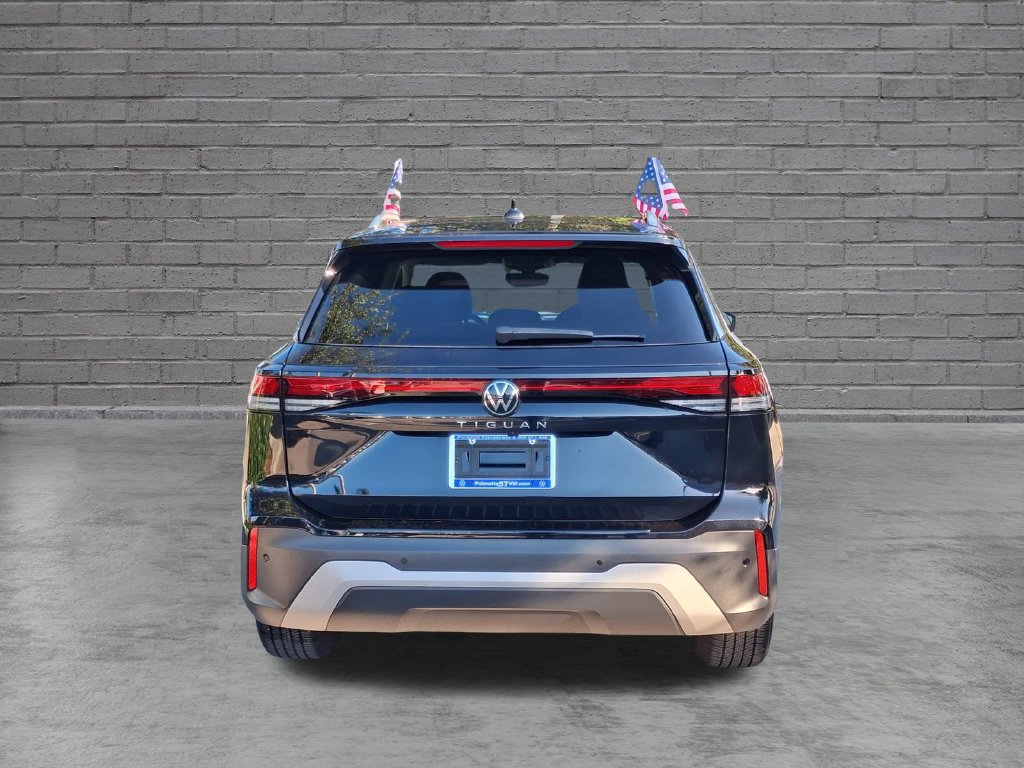 Used 2026 Volkswagen Tiguan S w/ 18" Wheel Package FWD image 11