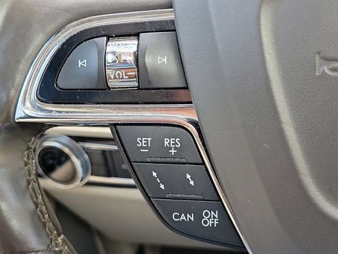 Used 2020 Lincoln Navigator L Reserve w/ Luxury Package AWD/4WD image 31