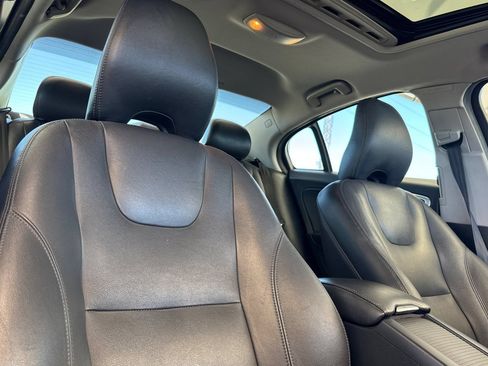 Used 2015 Volvo S60 T5 Platinum FWD image 16