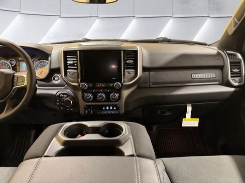 New 2026 RAM 1500 Big Horn AWD/4WD image 11