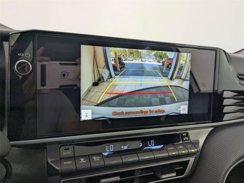 Certified 2025 Toyota Camry SE w/ Multimedia Upgrade Package FWD image 21
