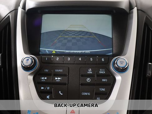 Used 2017 Chevrolet Equinox LT w/ Convenience Package FWD image 4