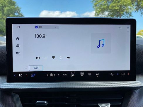 Certified 2025 Ford Explorer ST w/ Sun And Sound Package image 45