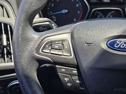 Used 2017 Ford Focus SE FWD image 10