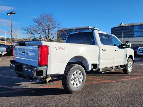 Used 2024 Ford F250 XLT image 5