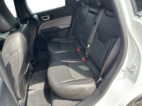Used 2023 Jeep Compass Limited AWD/4WD image 28