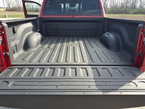 New 2026 RAM 2500 Laramie w/ Night Edition AWD/4WD image 31