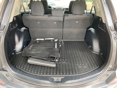 Used 2018 Toyota RAV4 XLE image 15