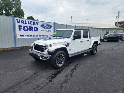 Used 2021 Jeep Gladiator Overland w/ Popular Equipment Package