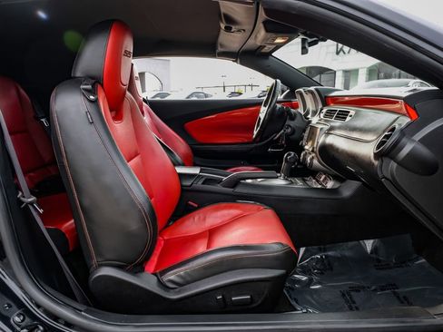 Used 2015 Chevrolet Camaro SS w/ RS Package RWD image 34