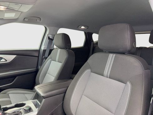 Used 2025 Chevrolet Blazer LT image 15