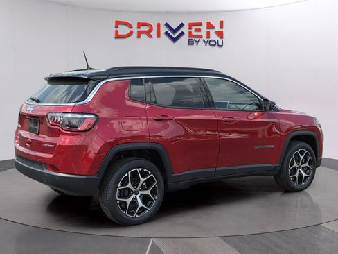 New 2026 Jeep Compass Limited image 5