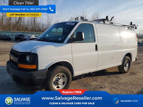 Used 2017 Chevrolet Express 2500 RWD image 1
