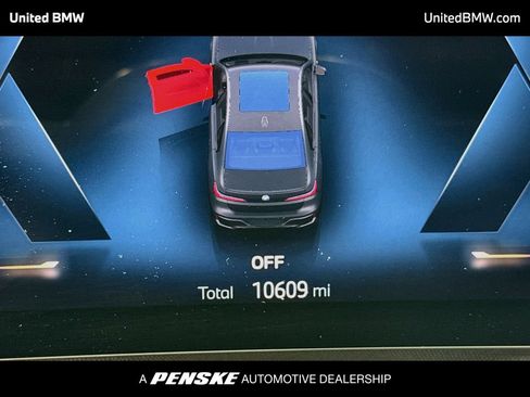 Used 2023 BMW i7 xDrive60 AWD/4WD image 7