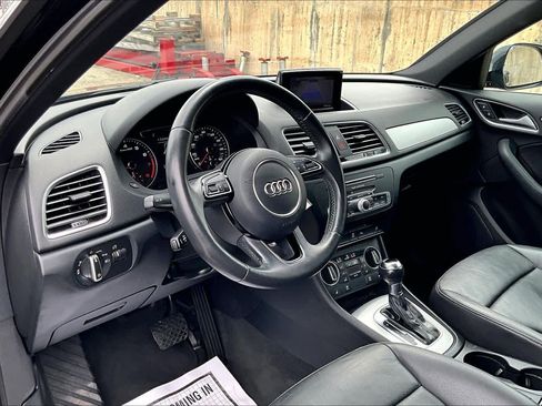 Used 2018 Audi Q3 2.0T Premium FWD image 18