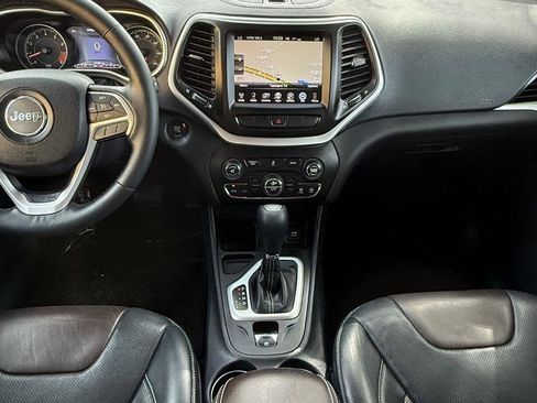 Used 2014 Jeep Cherokee Limited w/ Luxury Group FWD image 11