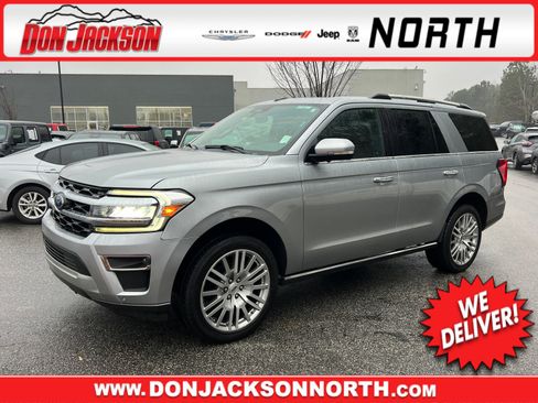 Used 2024 Ford Expedition Limited image 1