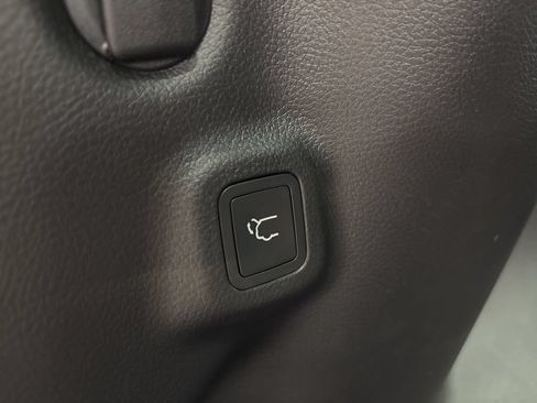 New 2026 Jeep Compass Limited AWD/4WD image 32
