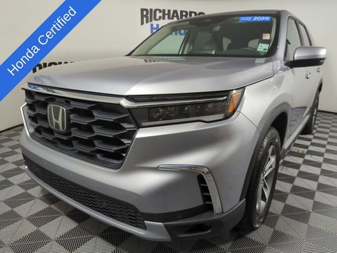 Certified 2025 Honda Pilot EX-L image 1