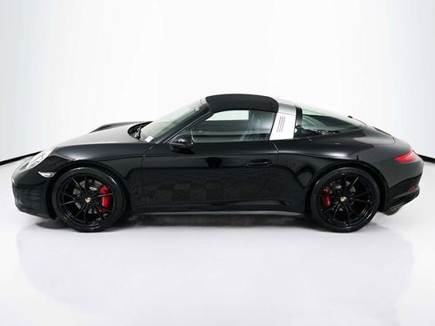 Certified 2017 Porsche 911 Targa 4S image 2