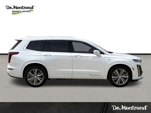 Used 2024 Cadillac XT6 Premium Luxury w/ Technology Package FWD image 4