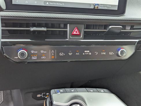 New 2026 Kia EV6 Wind RWD image 25