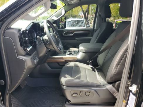 Certified 2024 Chevrolet Silverado 2500 LT w/ Convenience Package AWD/4WD image 18