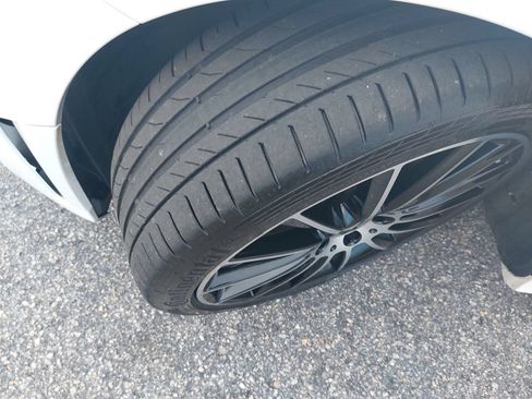 Used 2019 Mercedes-Benz C 300 4MATIC Sedan image 34