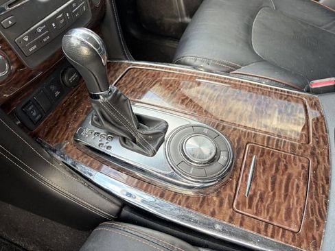 Used 2019 Nissan Armada SL w/ Premium Package image 7