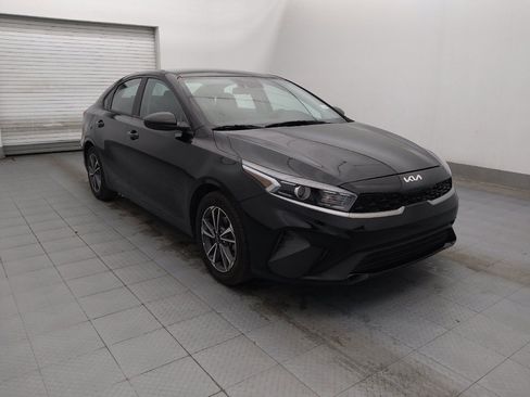 Used 2023 Kia Forte LXS image 13