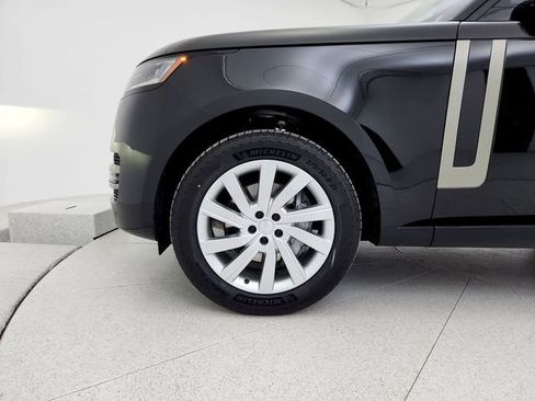 Certified 2024 Land Rover Range Rover SE AWD/4WD image 25