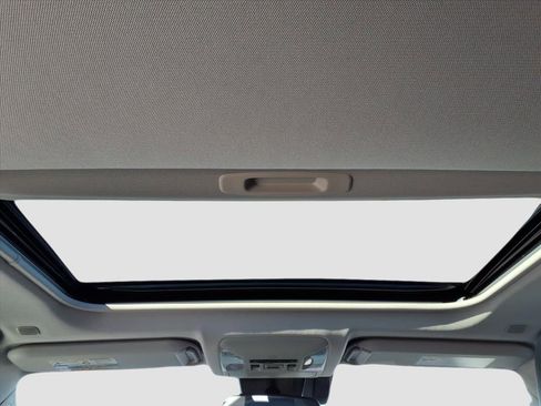 Used 2024 Toyota RAV4 XLE Premium image 16