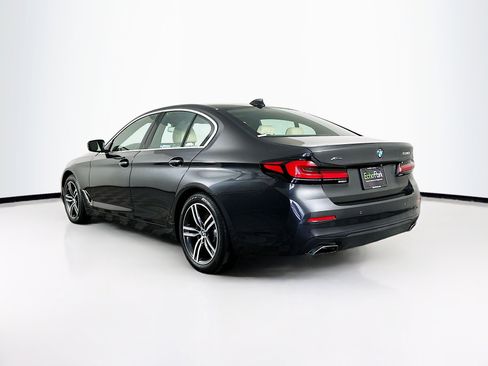 Used 2022 BMW 530i xDrive w/ Premium Package image 5