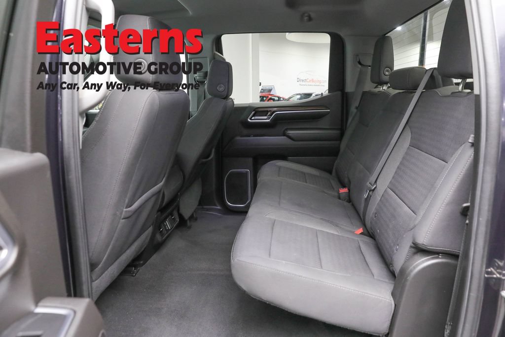 Used 2022 Chevrolet Silverado 1500 LT AWD/4WD image 24