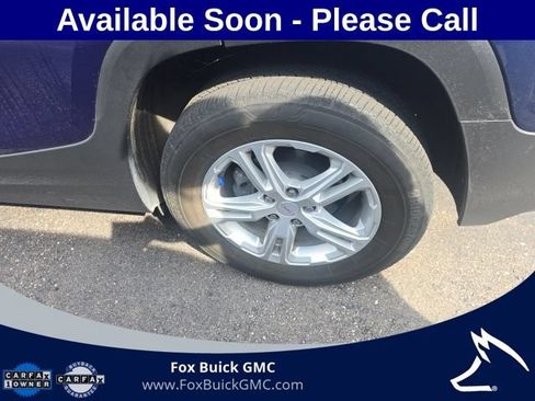 Used 2023 GMC Terrain SLE w/ Driver Convenience Package AWD/4WD image 6