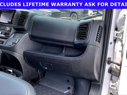 Used 2024 RAM ProMaster 2500 w/ Convenience Group FWD image 13