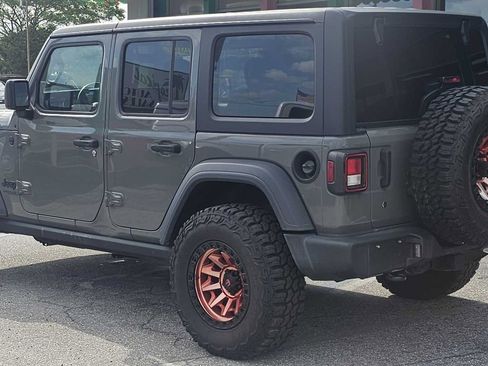 Used 2020 Jeep Wrangler Unlimited Sport AWD/4WD image 3