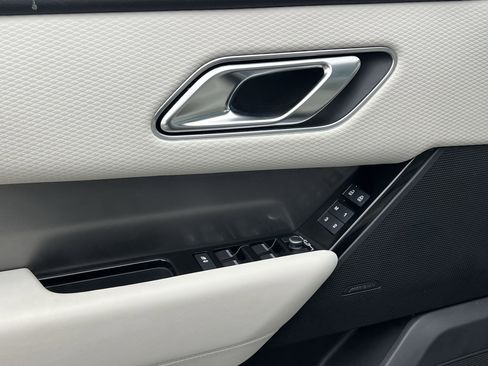 Used 2023 Land Rover Range Rover Velar S image 10