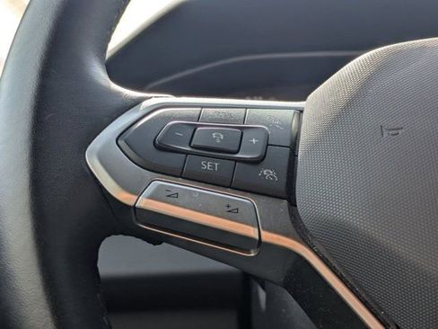Used 2025 Volkswagen Jetta Sport FWD image 19