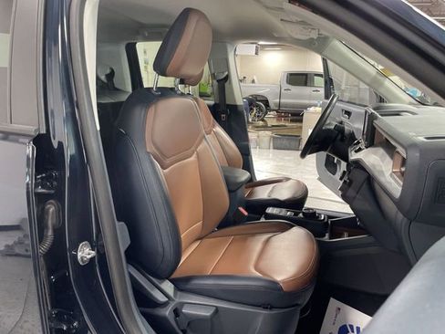 Used 2022 Ford Maverick Lariat w/ Equipment Group 500A Standard AWD/4WD image 27