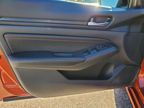 Used 2022 Nissan Altima 2.0 SR image 19